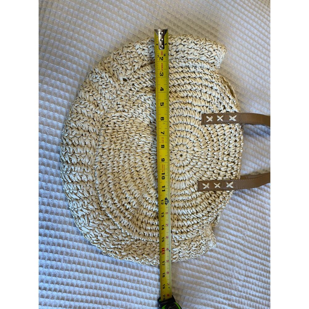 BOHO Resort Style Straw Circle Handbag Purse W/ Faux Leather Strap - Picture 7 of 10